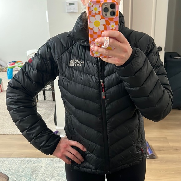 The north face 800 women’s jacket. - Picture 9 of 12
